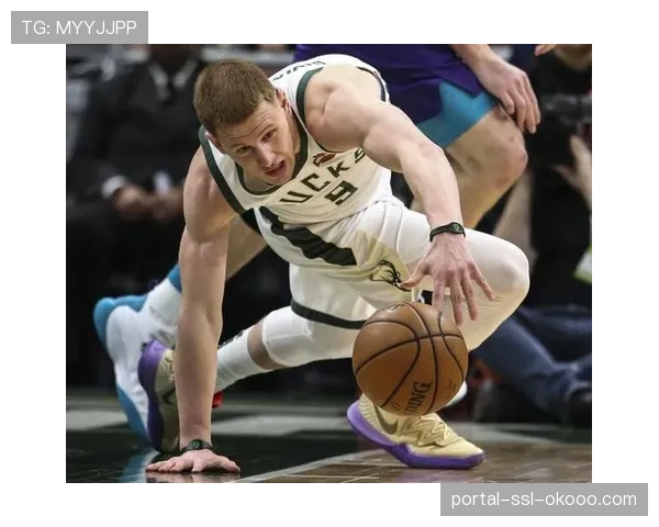 深度复盘：雄鹿队的防守效率下滑，问题出在哪里？